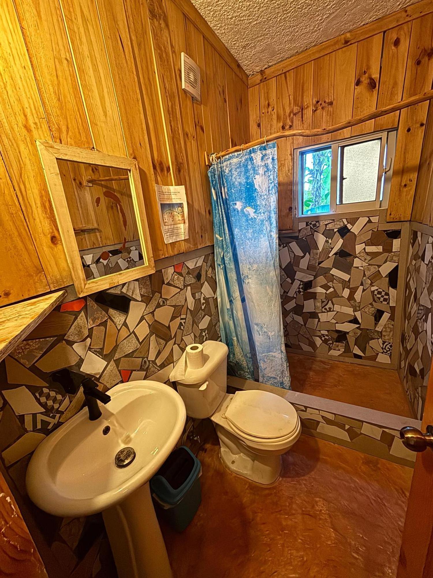 Hostel La Ballena Backpacker Лас-Галерас Экстерьер фото
